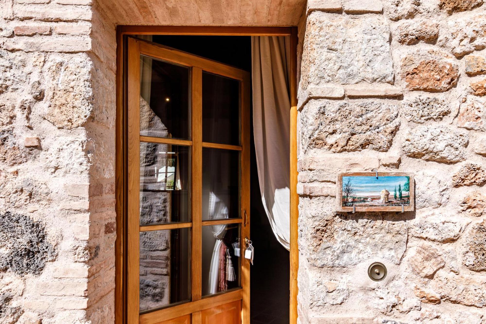 Relais La Costa Historical Residence Монтериджиони Экстерьер фото