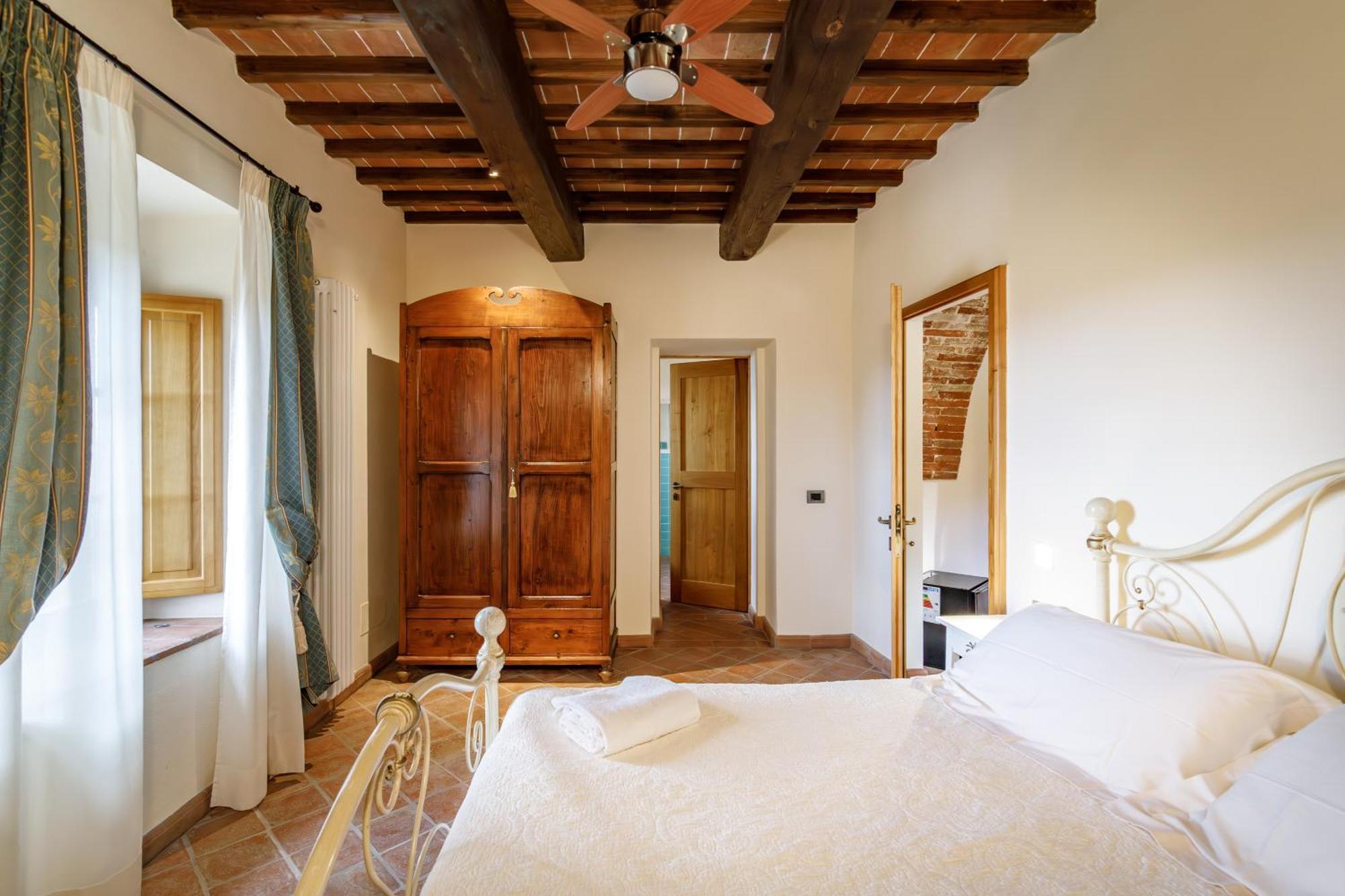 Relais La Costa Historical Residence Монтериджиони Экстерьер фото