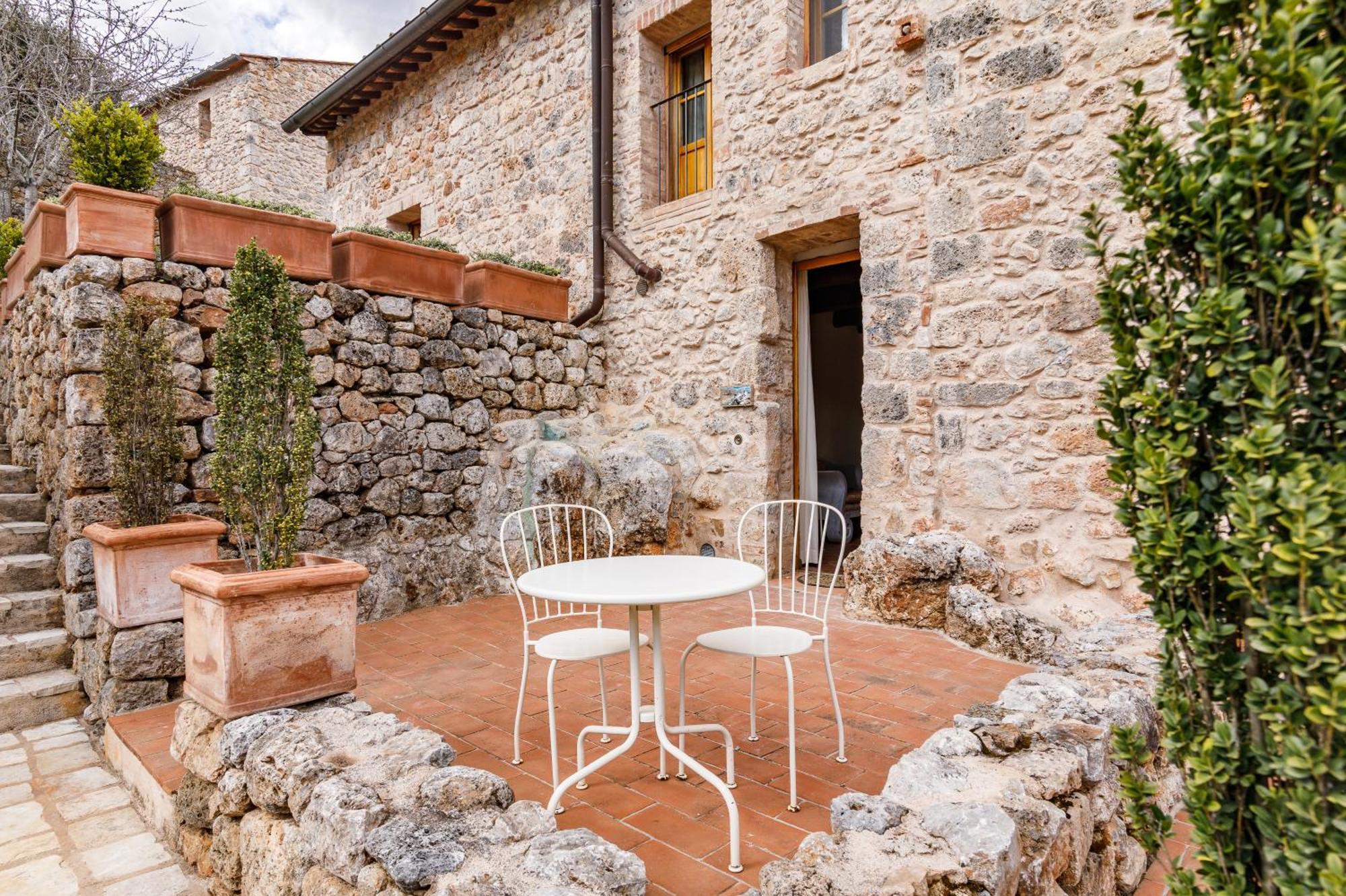 Relais La Costa Historical Residence Монтериджиони Экстерьер фото