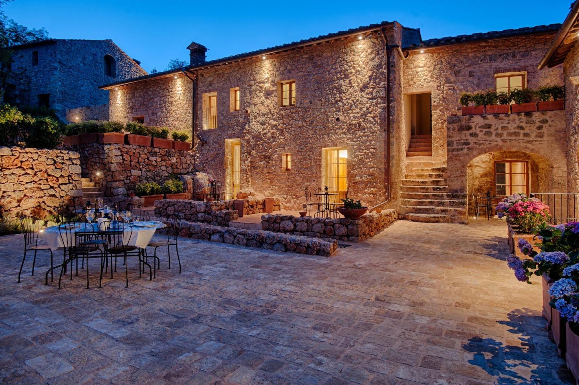 Relais La Costa Historical Residence Монтериджиони Экстерьер фото